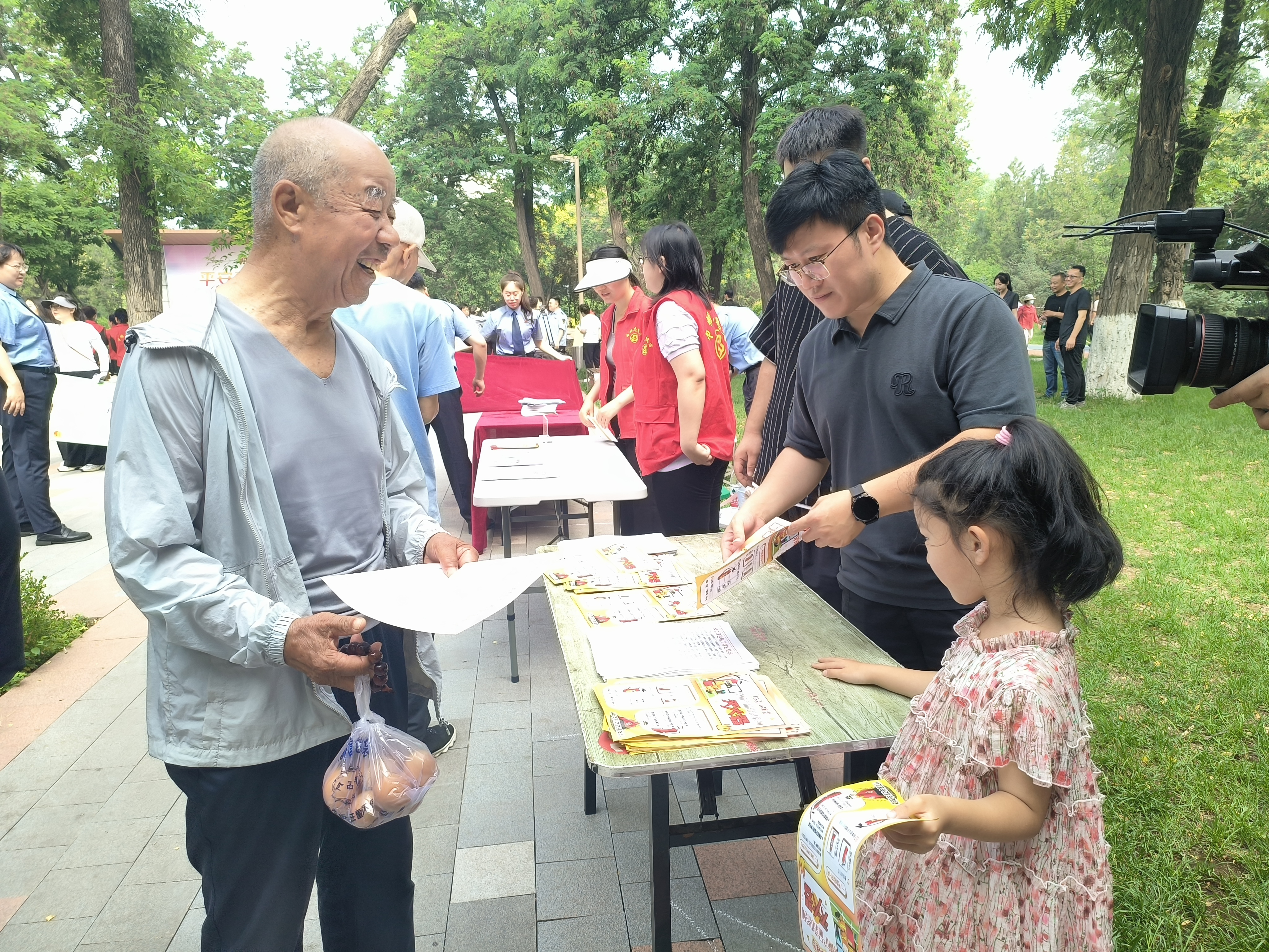 本溪、朝陽(yáng)局組織開(kāi)展平安建設宣傳月活...